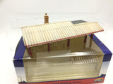 Bachmann 44-087 OO Gauge Bluebell Waiting Room