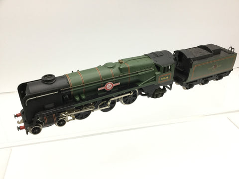 Wrenn W2238 OO Gauge BR Green Merchant Navy 35028 Clan Line (L1)