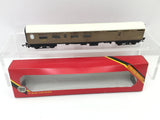 Hornby R938 OO Gauge LNER Teak Thompson Brake Coach 1870