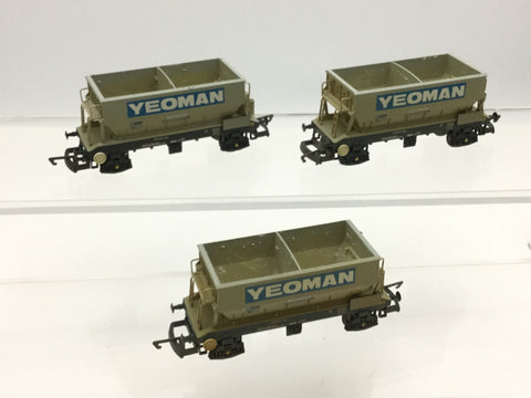 Hornby R6511 OO Gauge PGA Hopper Wagon Yeoman (Triple Pack)