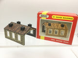 Hornby Minitrix N404 N Gauge Engine Shed