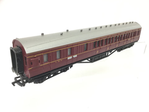 Replica 12211 OO Gauge LMS Maroon 57' Corridor Brake 3rd Coach 5270