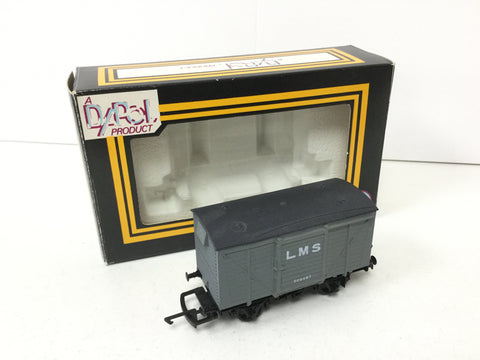 Dapol B7 OO Gauge 12t Vent Van LMS Grey 508587