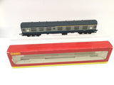 Hornby R4110A OO Gauge BR Blue/Grey Mk1 Corr Comp Coach W16201