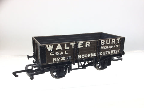 Hornby R6747 OO Gauge 5 Plank Wagon Walter Burt, Bournemouth
