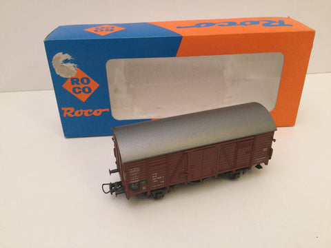 Roco 46016 HO Gauge DB Guterwagen 113 1 942-3