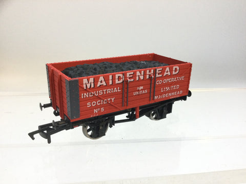 Dapol/West Wales Wagon Works OO Gauge 7 Plank Wagon Maidenhead Co-op