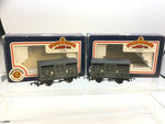 Bachmann 33-651A OO Gauge Cattle Van NE 55787 x2