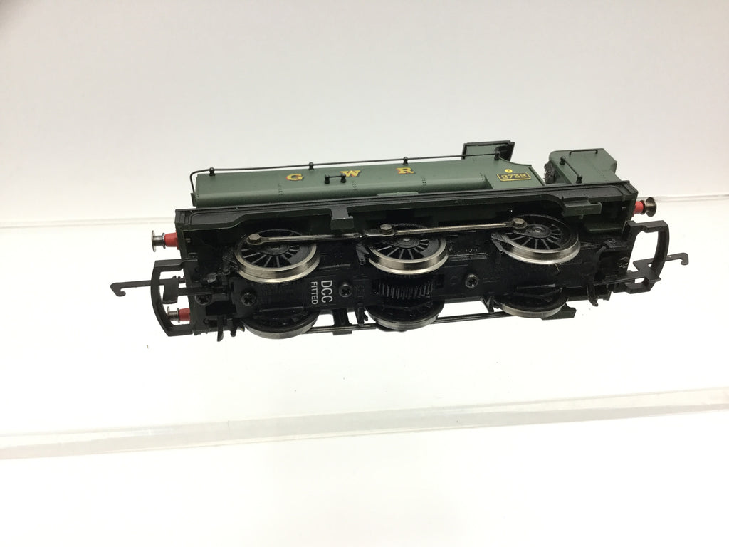 Hornby R1173 OO Gauge GWR Pannier Tank 2732 DCC FITTED