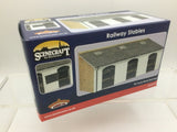 Bachmann 44-0147 OO Gauge Scenecraft Railway Stables