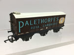 Hornby R6158 OO Gauge 6 Wheel Closed Van Palethorpes Sausages
