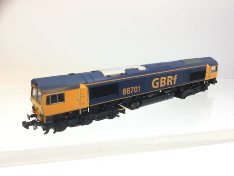 Graham Farish 371-377 N Gauge GBRF Class 66 No 66701