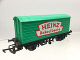 Hornby R134 OO Gauge Long Wheelbase Wagon 'Heinz' Emerald Green