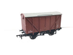 Bachmann 38-230A OO Gauge BR Planked Vent Van B774447