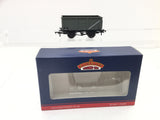 Bachmann 37-250F OO Gauge BR 16T Mineral Wagon B27871