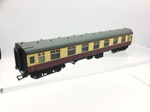 Bachmann 39-152A OO Gauge Mk 1 Corr 1st Red/Cream M13110