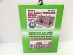 Metcalfe PN176 N Gauge Low Relief House Back - Brick Card Kit