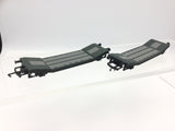 Hornby R1147 OO Gauge Strikeforce Lowmac Wagon x2