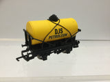 Hornby R1157 OO Gauge Tank Wagon DJS Petroleum