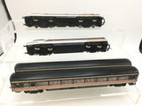 Hornby R696 OO Gauge Class 91 plus 2 Coaches and DVT
