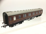 Hornby R4234A OO Gauge LMS Stanier Corr 1st Coach M1040M