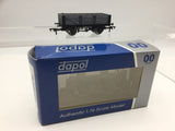 Dapol 4F-040-023 OO Gauge 4 Plank Wagon Robert Stark, Galashiels