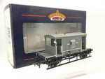 Bachmann 37-528 OO Gauge BR Standard Brake Van B950884