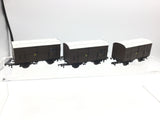Hornby R6883 OO Gauge Set of 3 GWR Horse Box Wagons