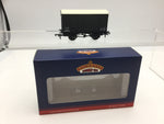 Bachmann 37-730C OO Gauge GWR 12T Ventilated Van