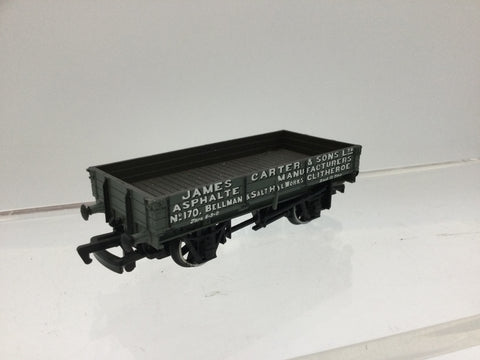 Bachmann 33-451 OO Gauge 3 Plank Wagon James Carter
