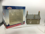 Bachmann 44-012 OO Gauge Market Hampton Station Building
