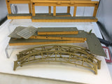 Hornby Dublo OO Gauge Station Terminus and Canopies