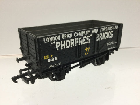 Bachmann 33-027 OO Gauge 7 Plank Wagon Phorpres Bricks