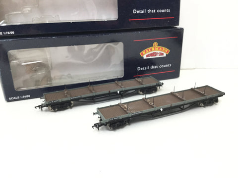 Bachmann 33-856 OO Gauge BR Bogie Bolster Wagon B943359 x2