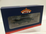 Bachmann 38-777A OO Gauge 20T Class B Anchor-Mounted Tank Wagon 'Esso' Black [W]