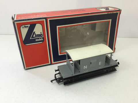 Lima 305621 OO Gauge NE 20t Brake Van 159486