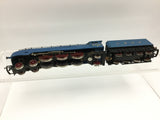 Hornby R077 OO Gauge LNER Blue A4 Class 4468 Mallard