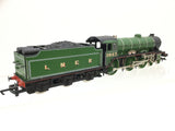 Hornby R2056 OO Gauge LNER Green Class B17 2857 Doncaster Rovers