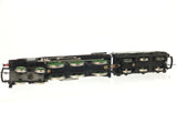 Hornby R2056 OO Gauge LNER Green Class B17 2857 Doncaster Rovers