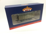 Bachmann 38-081C OO Gauge SR 12T 2+2 Planked Ventilated Van BR Grey (Early) [W]