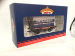 Bachmann 37-954A OO Gauge Conflat Wagon BR Bauxite (Early) With 'Pickfords' BD Cont.