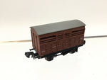 Graham Farish 373-251A N Gauge BR Brown 10t Cattle Wagon B891419