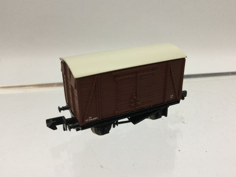 Graham Farish 373-129 N Gauge BR Bauxite Ventilated Van W124483