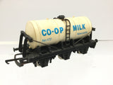 Wrenn W5086 OO Gauge 6 Wheel Milk Tank Co-op Milk