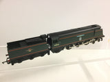 Hornby R310 OO Gauge BR Green Battle of Britain 34065 Hurricane