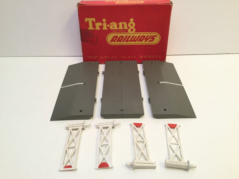 Triang R70 OO Gauge Double Track Level Crossing