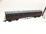 Dapol 4P-010-039 OO Gauge LMS Maroon 57' Non-Corridor Composite Coach 19185