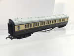 Hornby R4065B OO Gauge GWR Collett Composite Coach 6030