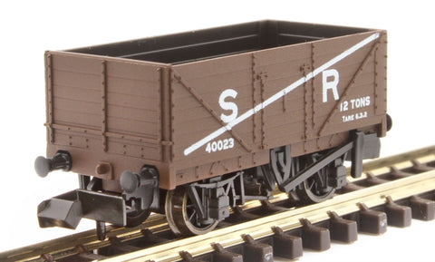 Peco NR-7002S N Gauge 7 Plank Open Wagon SR Brown
