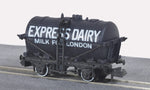 Peco NR-P168 N Gauge Milk Tank Wagon Express Dairies